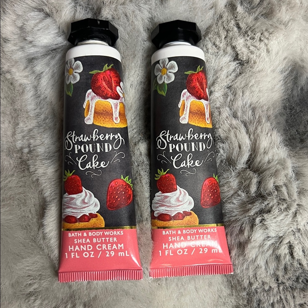 Bath & Body Works Strawberry Pound Cake Mini Hand Cream